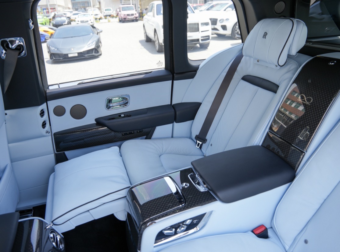 Rolls-Royce Cullinan Noir