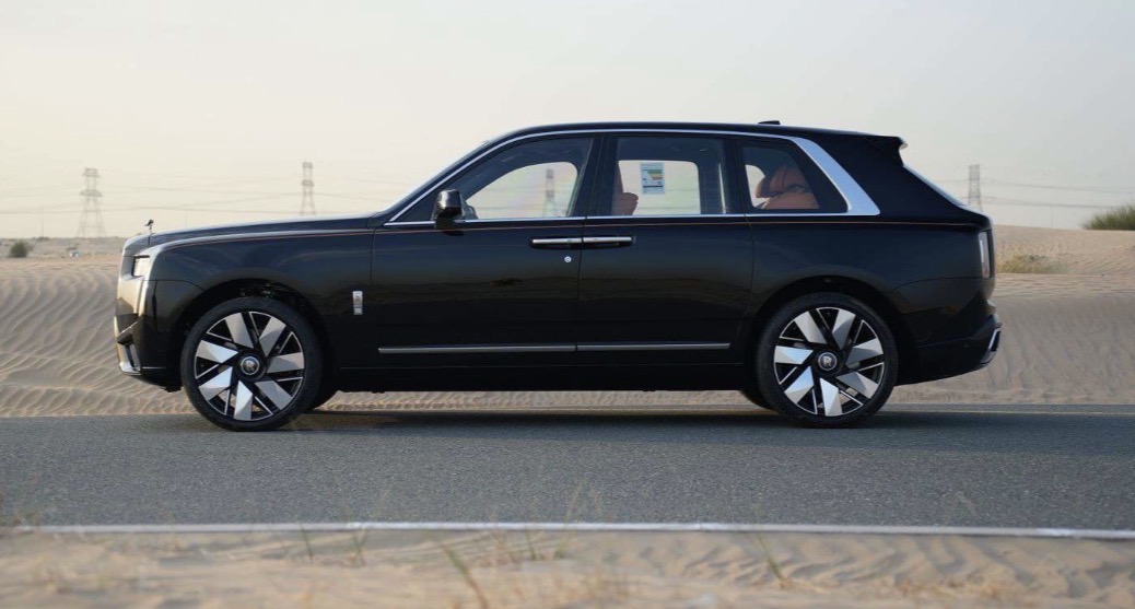 Rolls-Royce Cullinan Noir