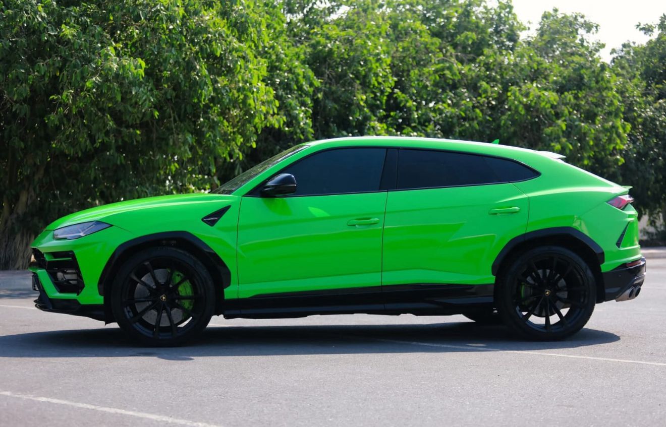 Lamborghini URUS (2023)
