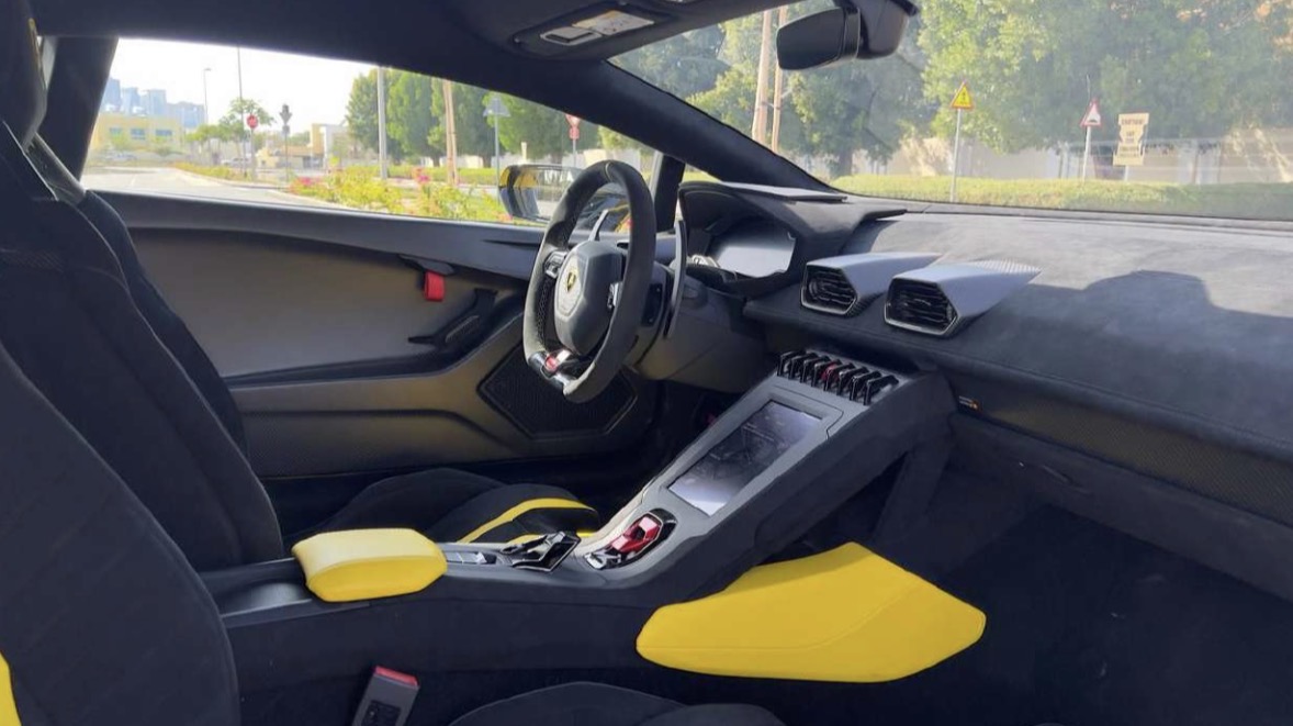 Lamborghini Huracán STO