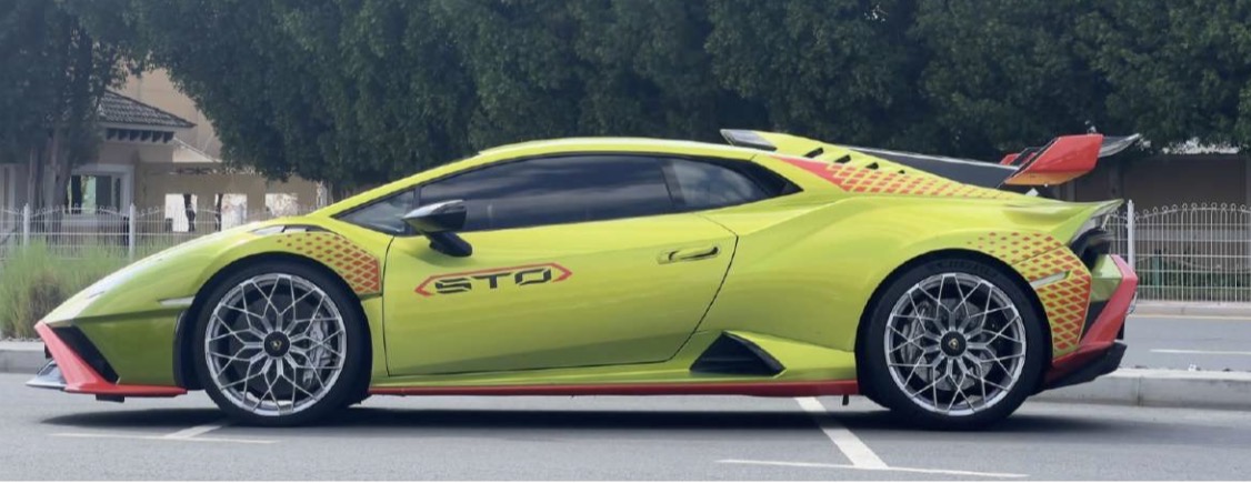 Lamborghini Huracán STO