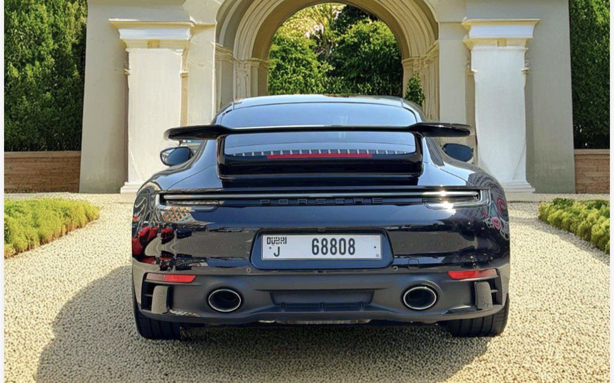 Porsche 911 GTS (911j)