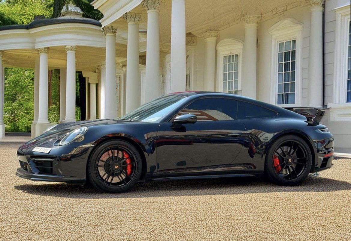 Porsche 911 GTS (911j)