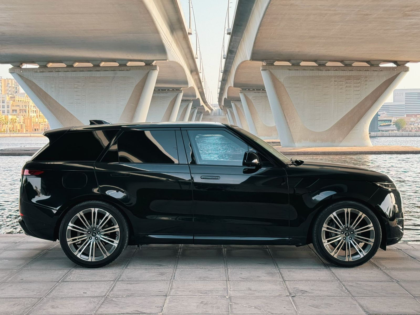 Range Rover Sport (2025)