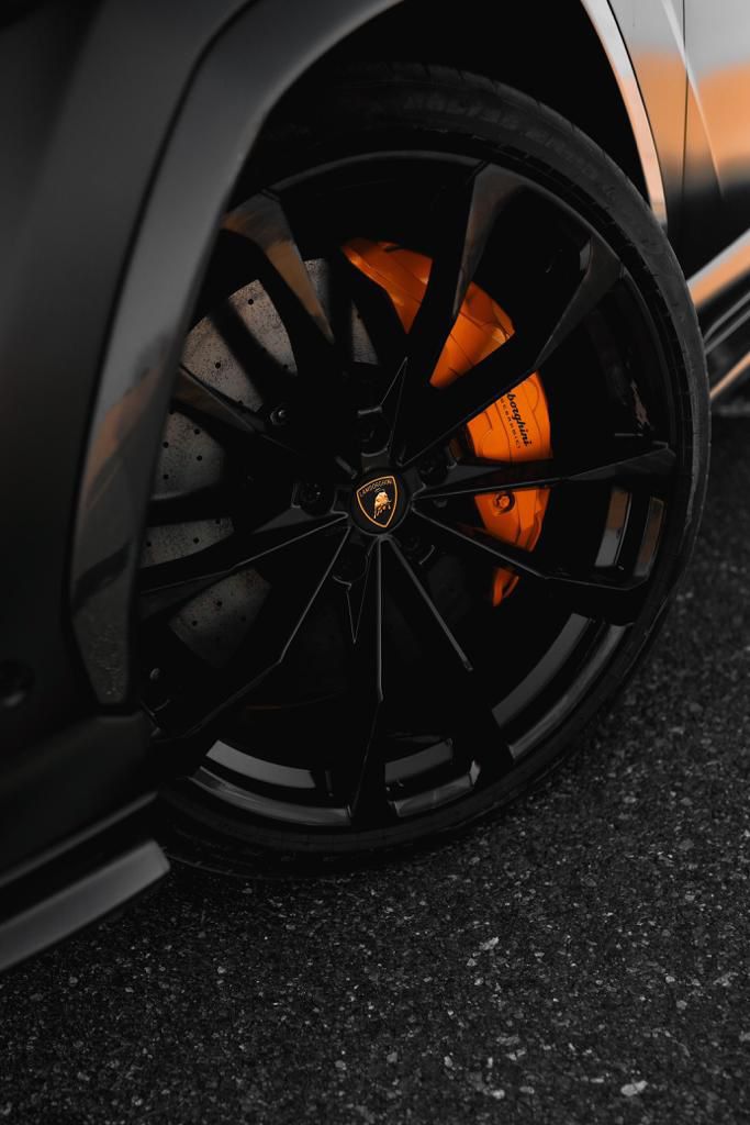 Lamborghini URUS (2023)