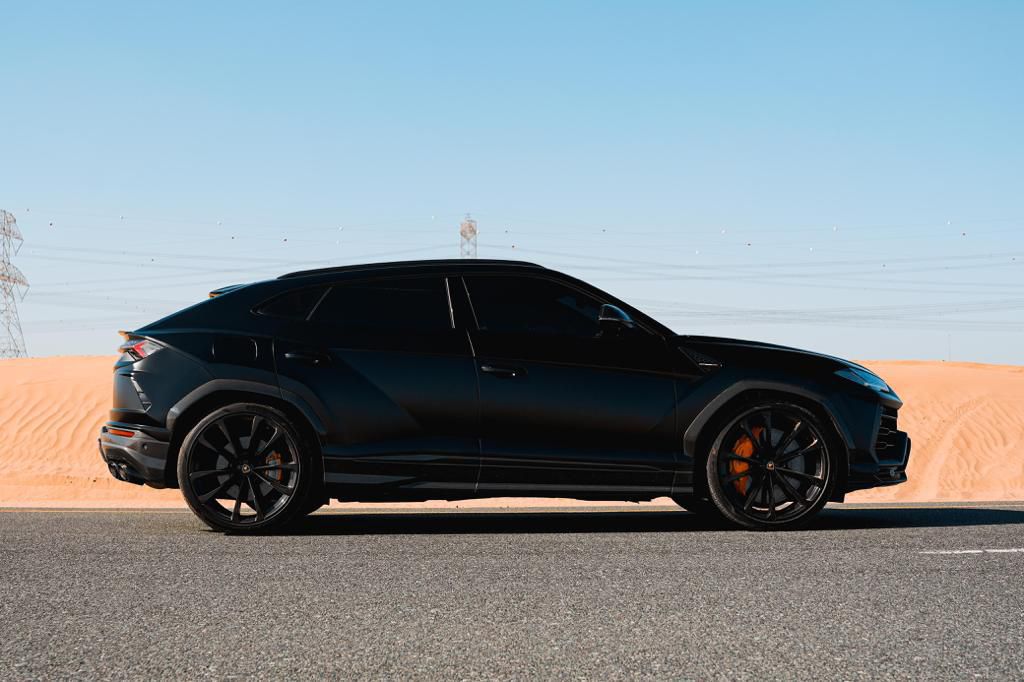 Lamborghini URUS (2023)