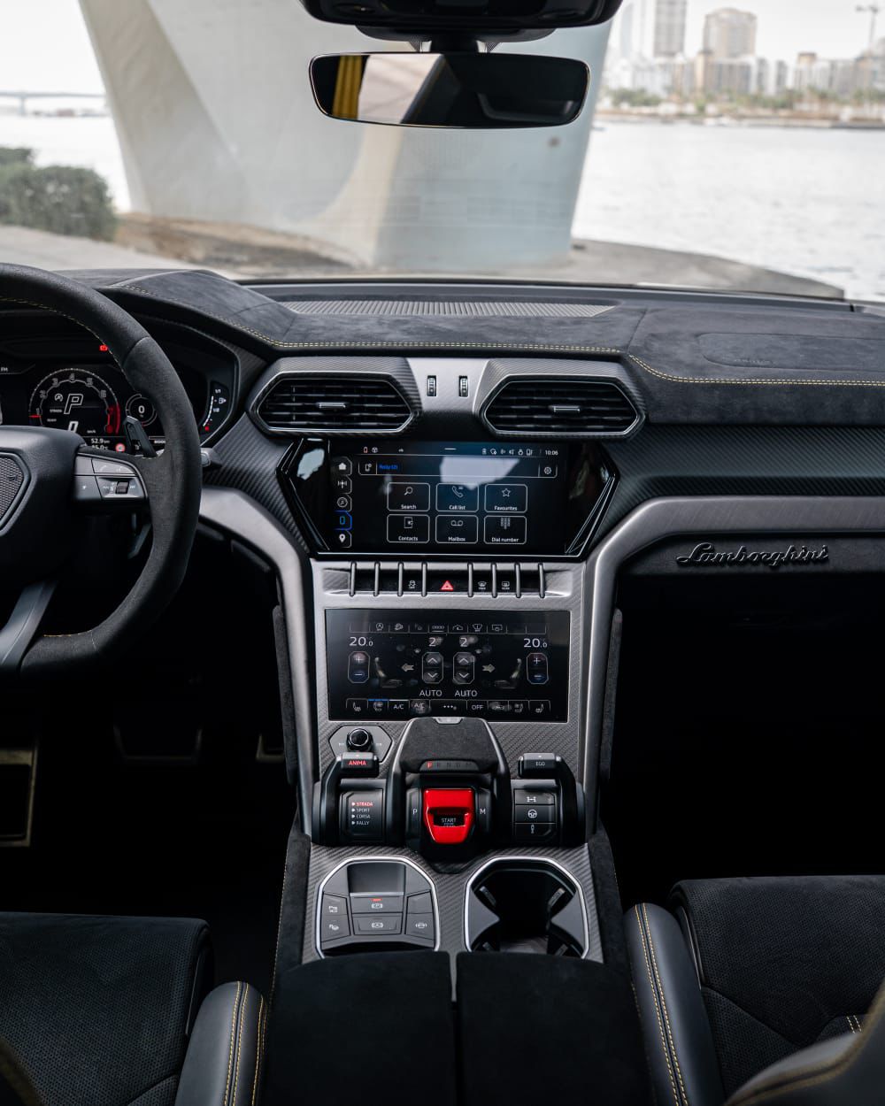 Urus performance jaune