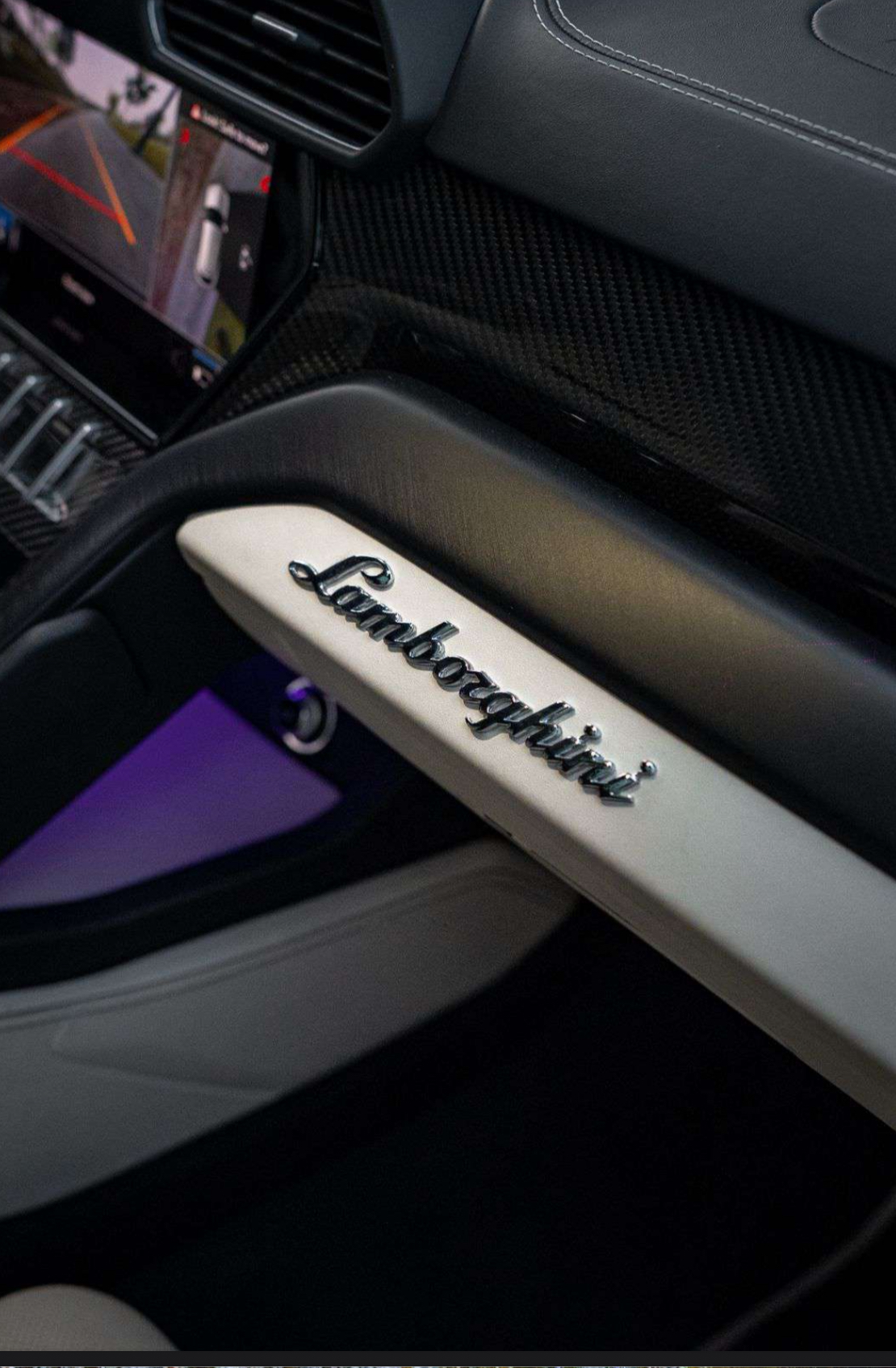 Lamborghini URUS (2023)